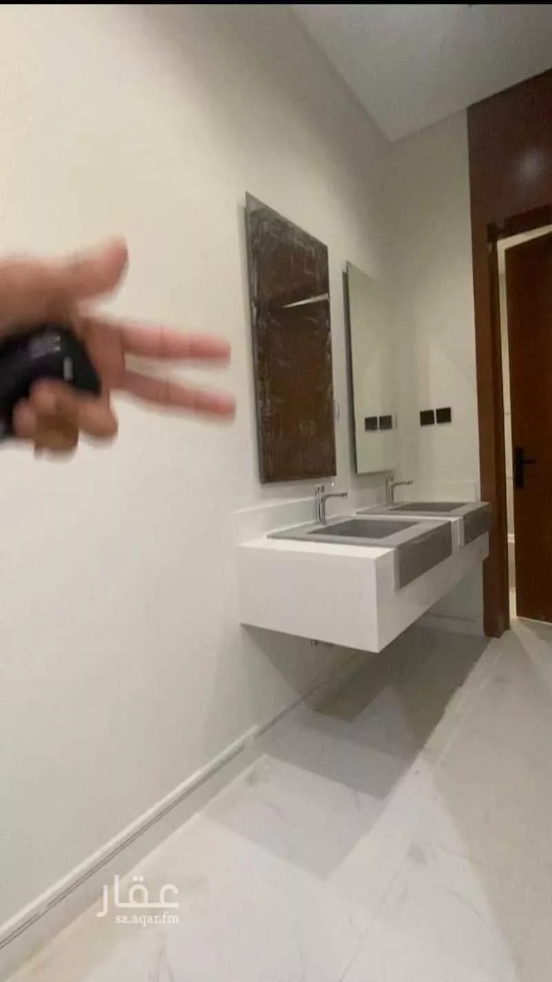 4 bedroom floor in Okaz 3