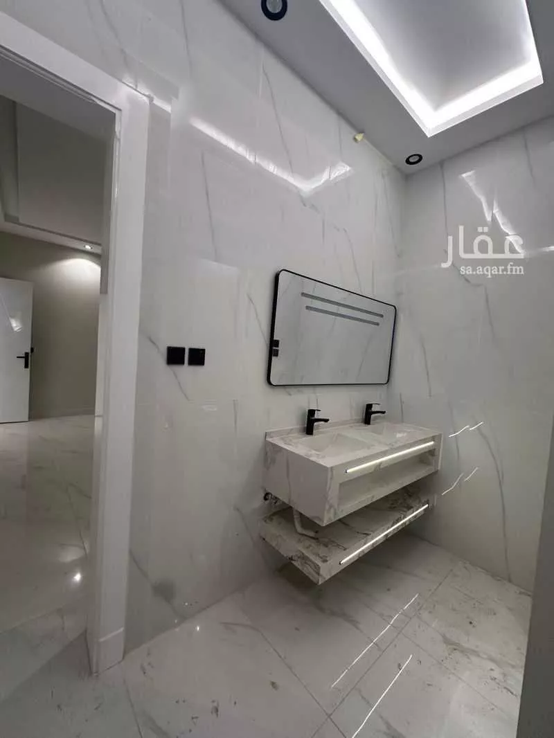 فيلا 7 غرف في الدفاع 3