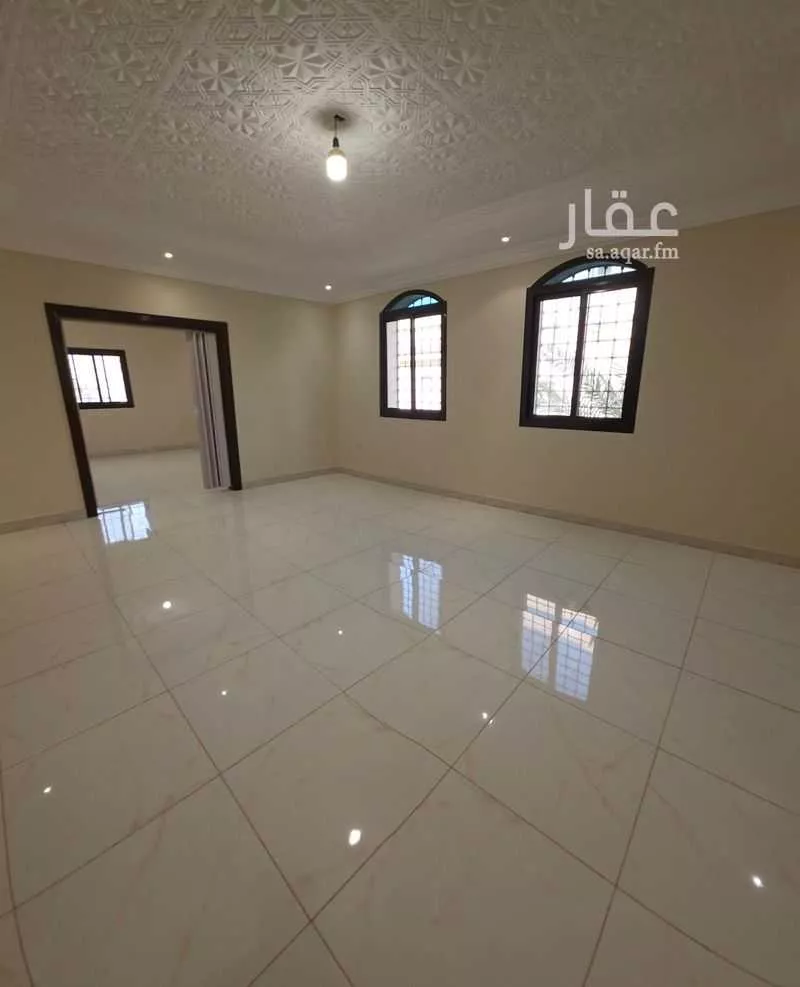 شقة 5 غرف في النسيم 3