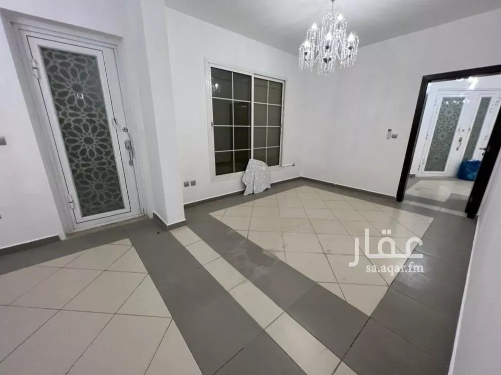 4 bedroom villa in Al Khalidiyah Ash Shamaliyah, Eastern Province 9