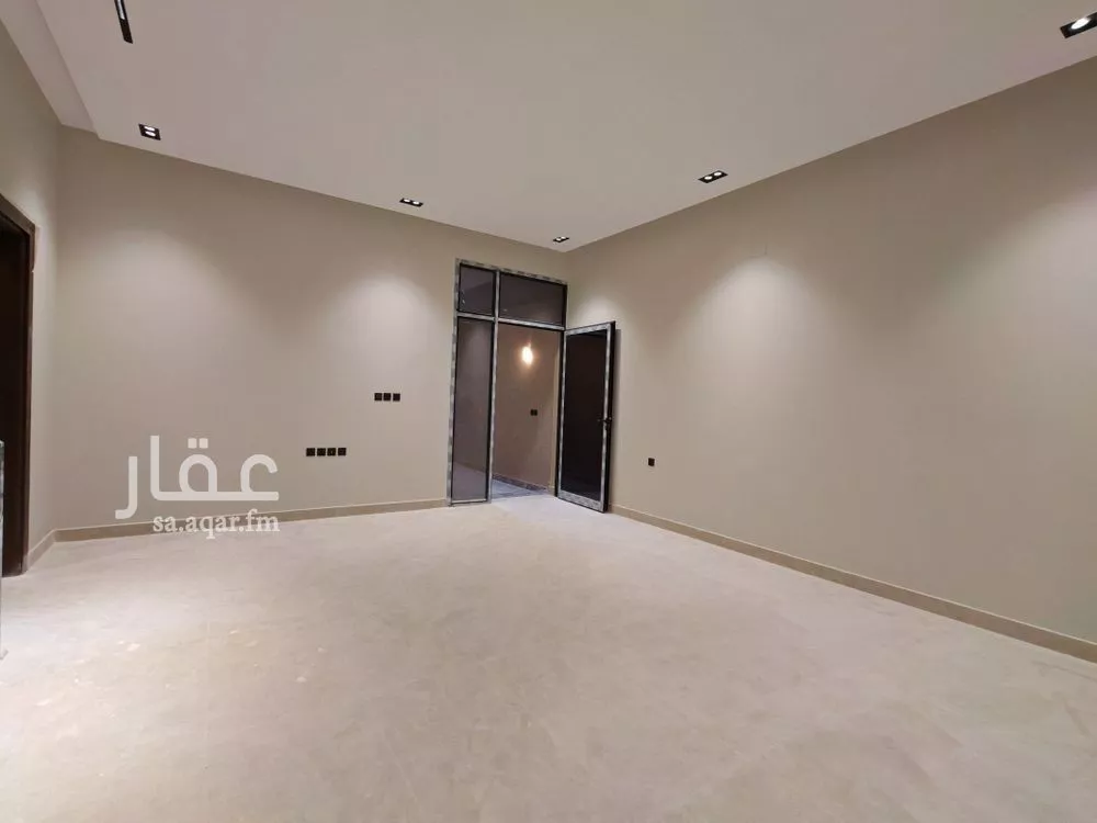 5 bedroom floor in Al Rimal 2