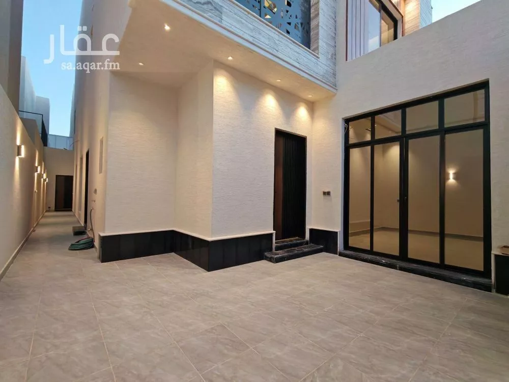 5 bedroom floor in Al Rimal 2