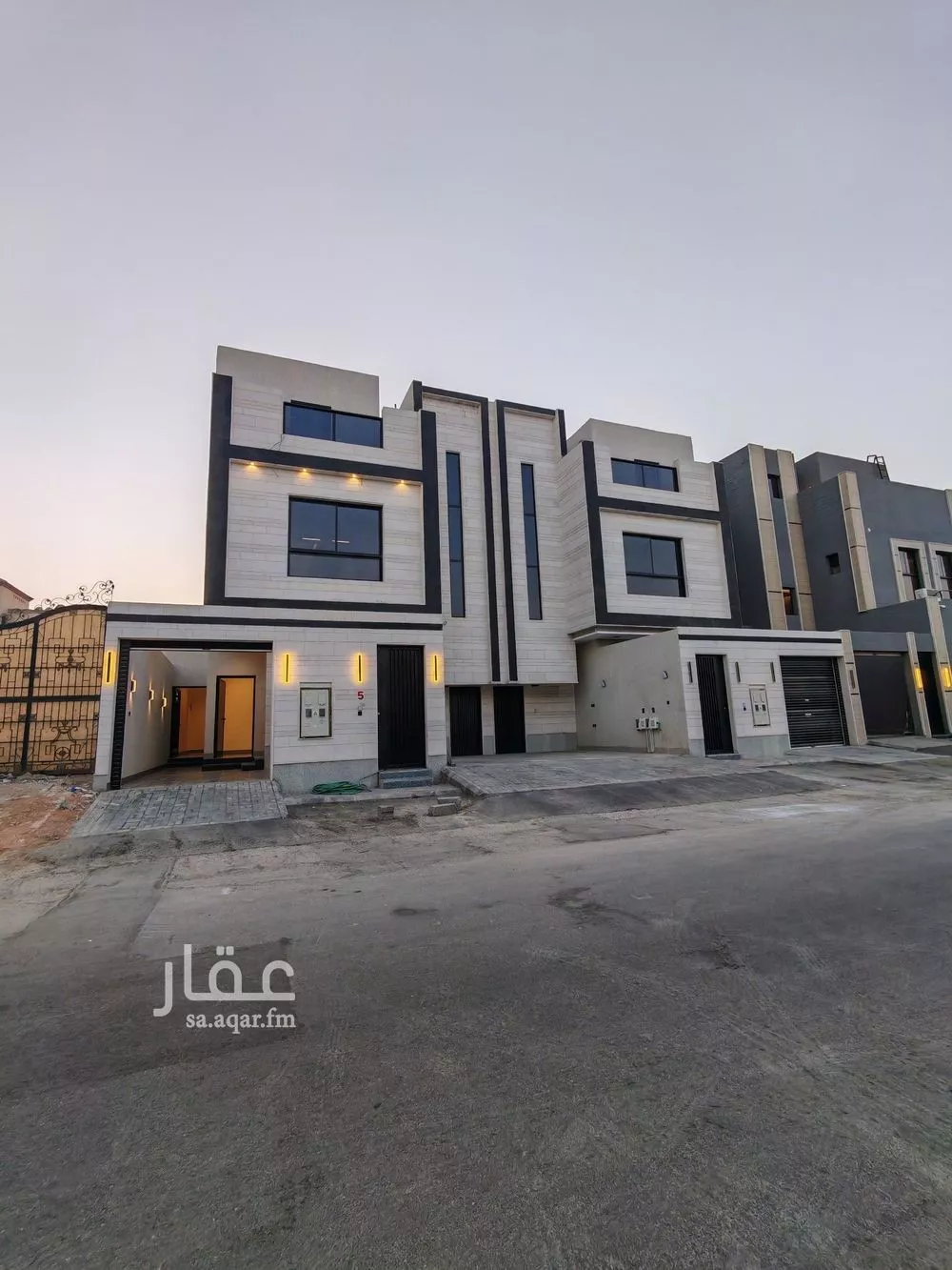 دور 4 غرف في المونسية 1