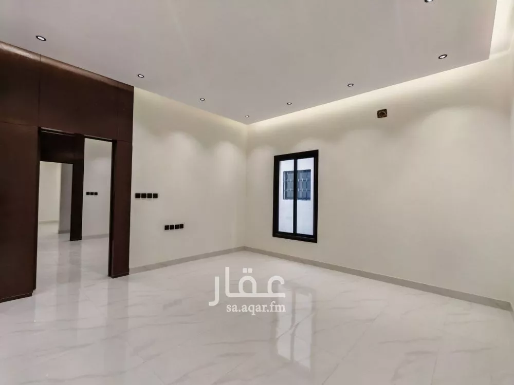 شقة 4 غرف في الرمال 4