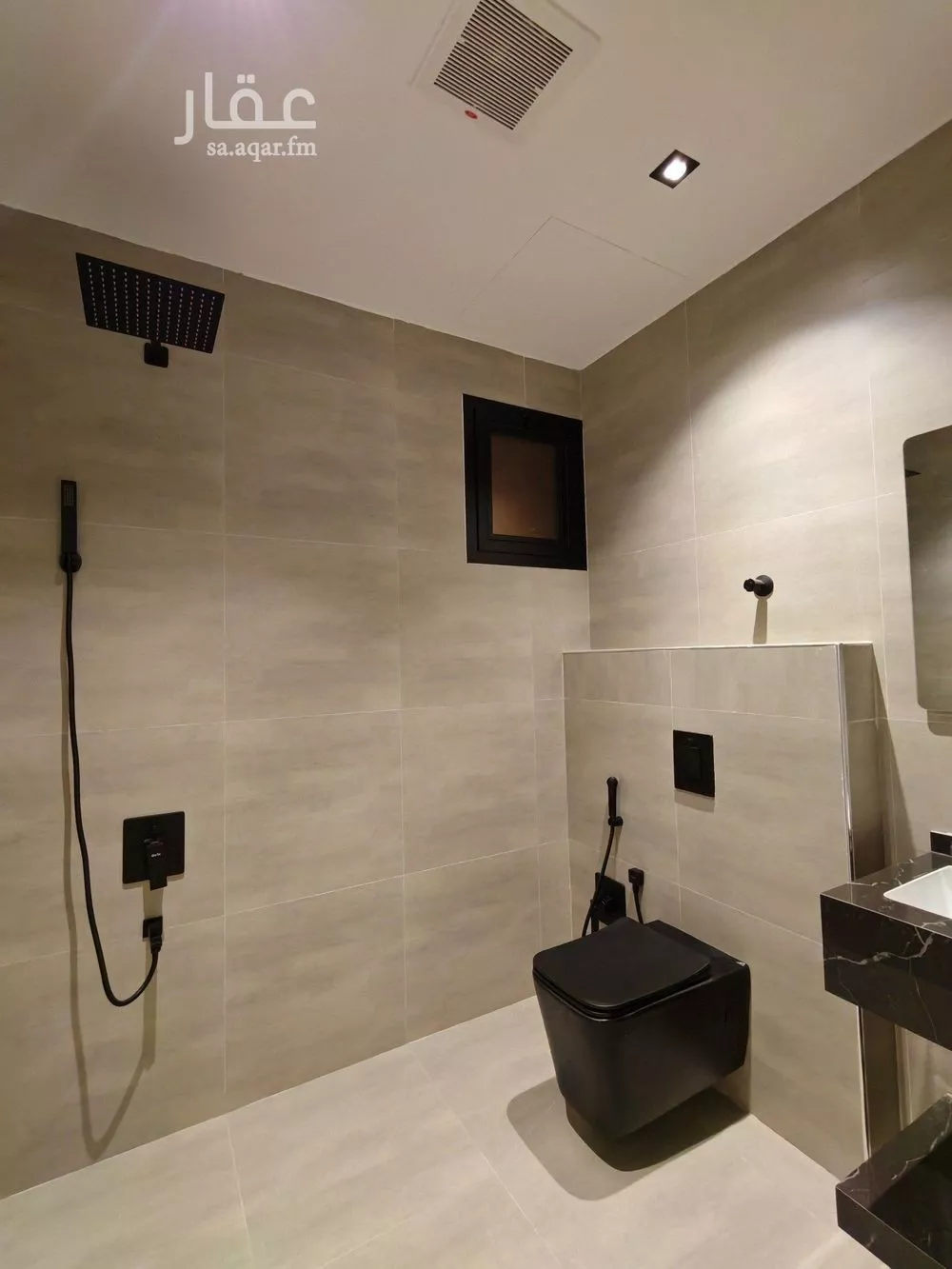 4 bedroom apartment in Al Yarmouk 3