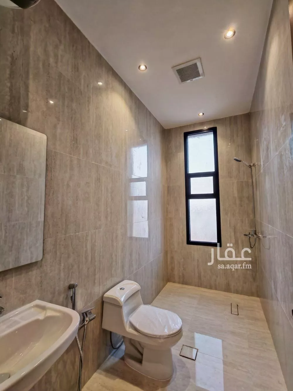 فيلا 4 غرف في الرمال 2