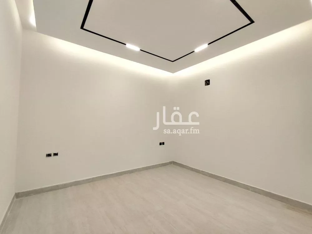 شقة 5 غرف في الرياض 2