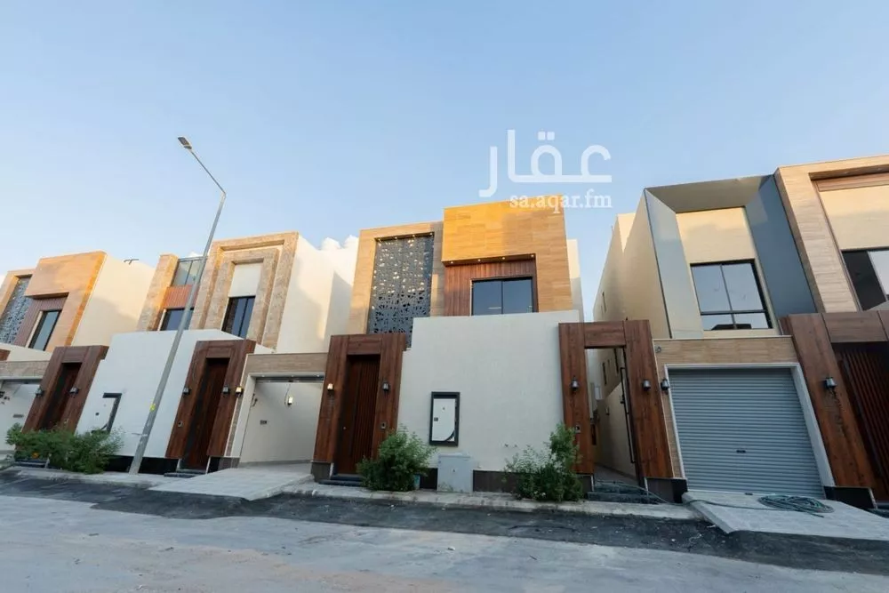 5 bedroom floor in Al Rimal 1