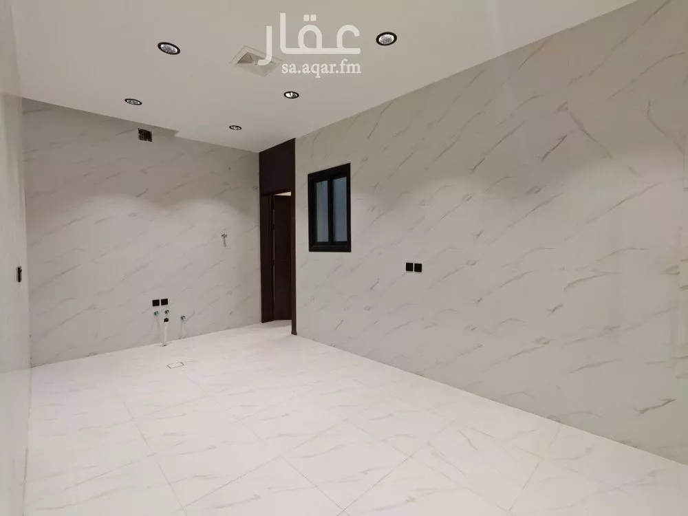 شقة 4 غرف في الرمال 2