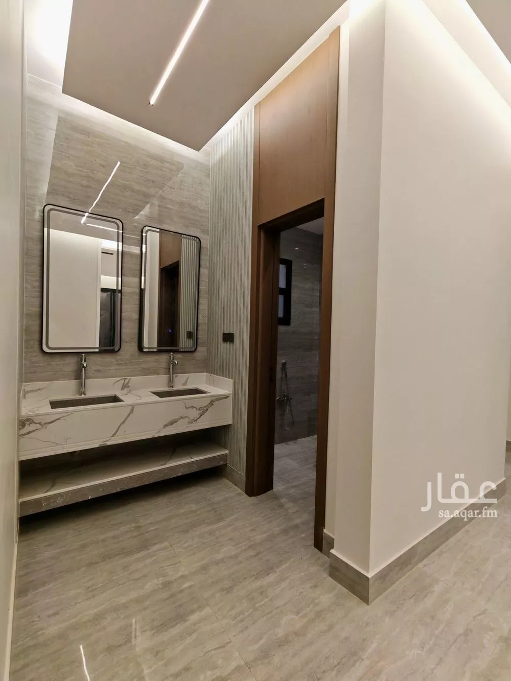 5 bedroom floor in Al Rimal 3