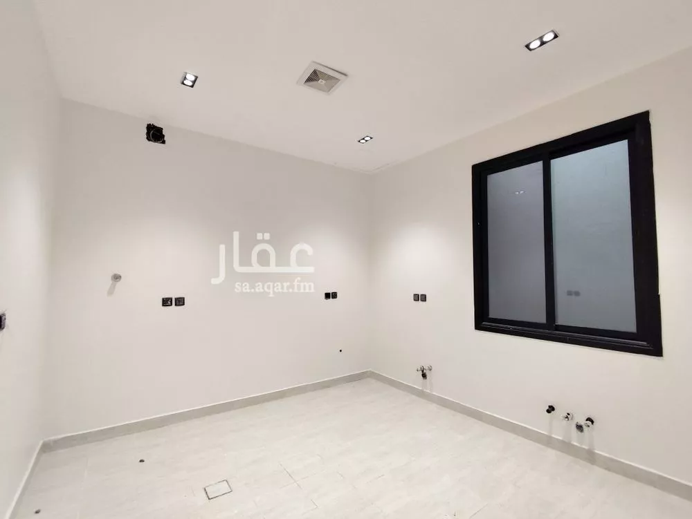 شقة 5 غرف في الرياض 3