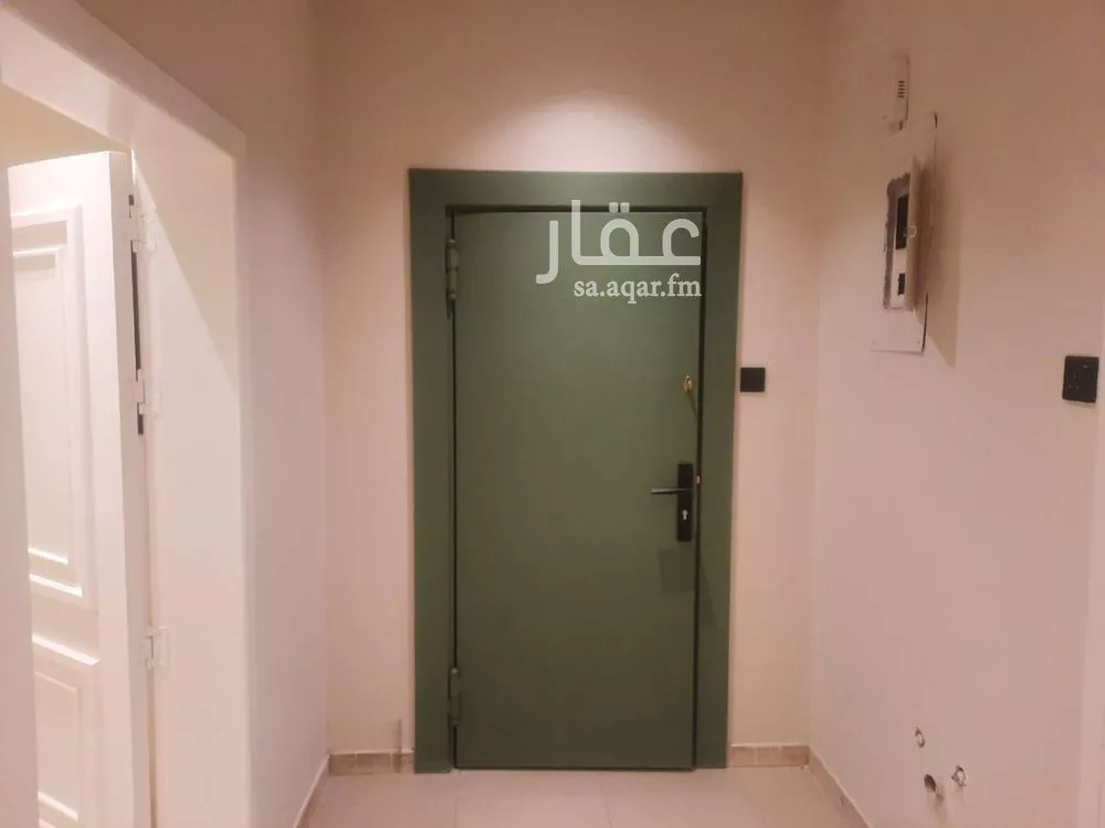 عمارة 840 م² في المصيف 5