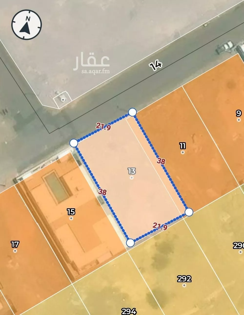 820 sqm land in Al Ghabah