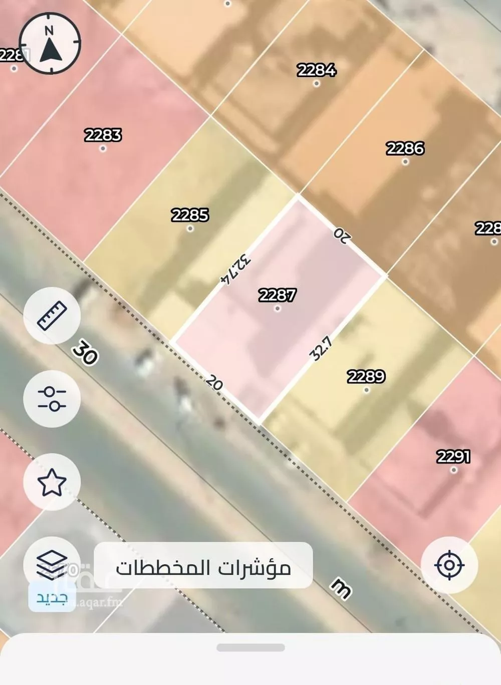 أرض 654 م² في المطار