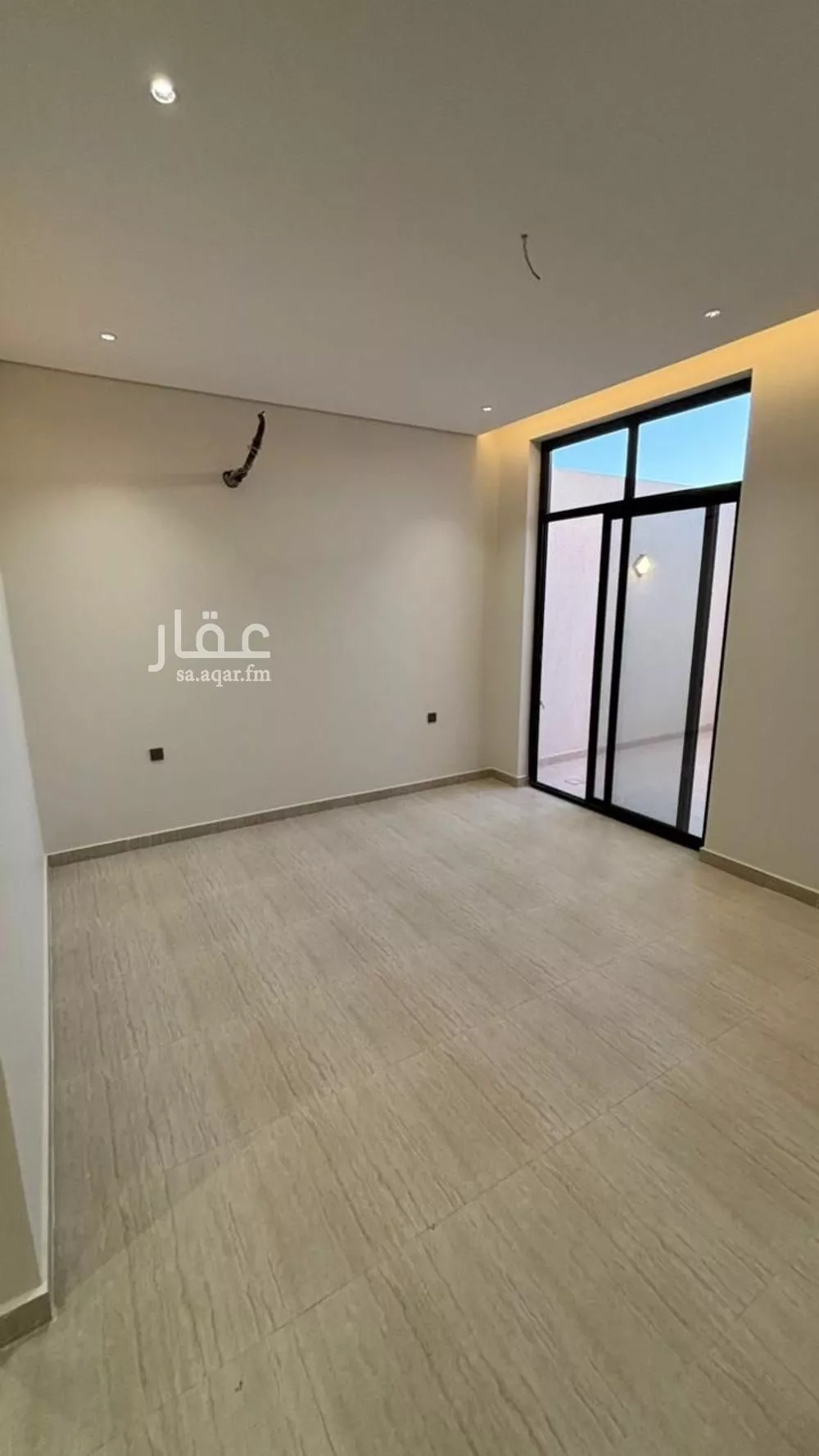 دور 5 غرف في نبلاء 3