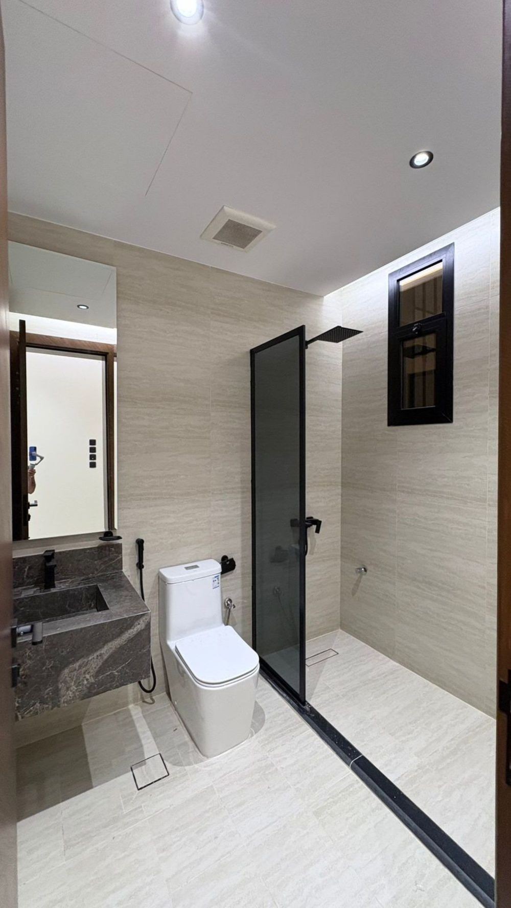 6 bedroom apartment in Sikkat Al Hadeed, Madinah 5