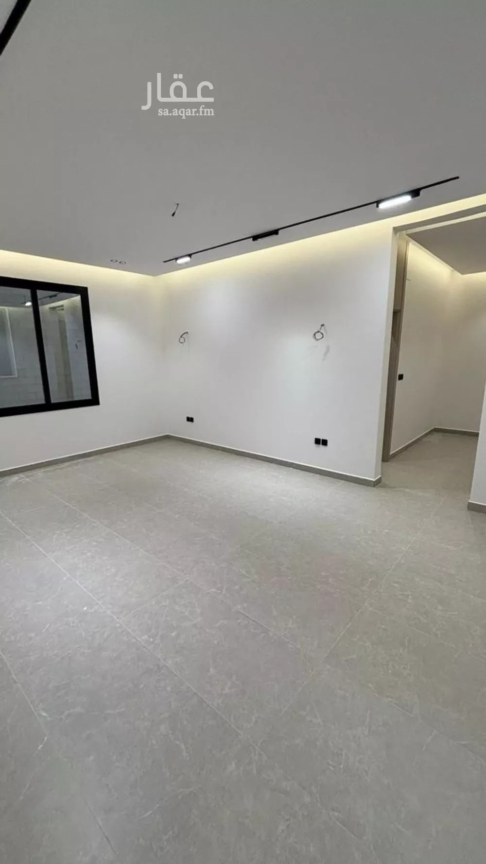 فيلا 5 غرف في الدفاع 4