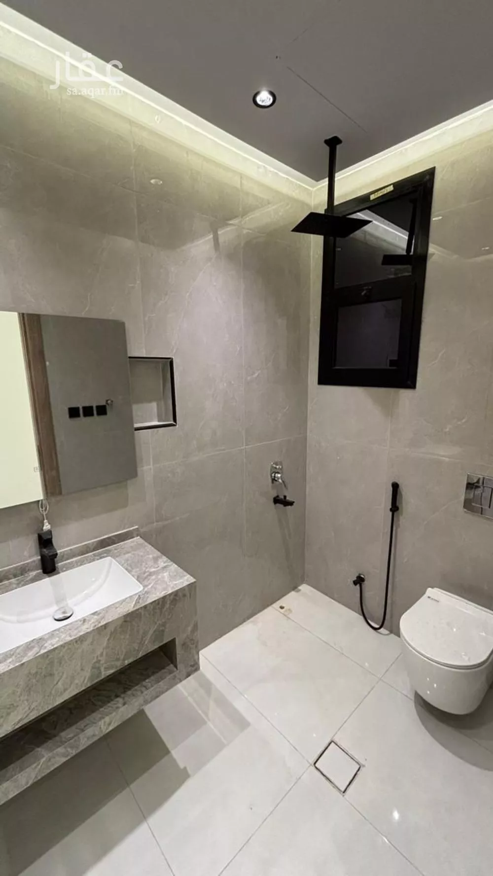 4 bedroom apartment in Al Difa, Madinah 9