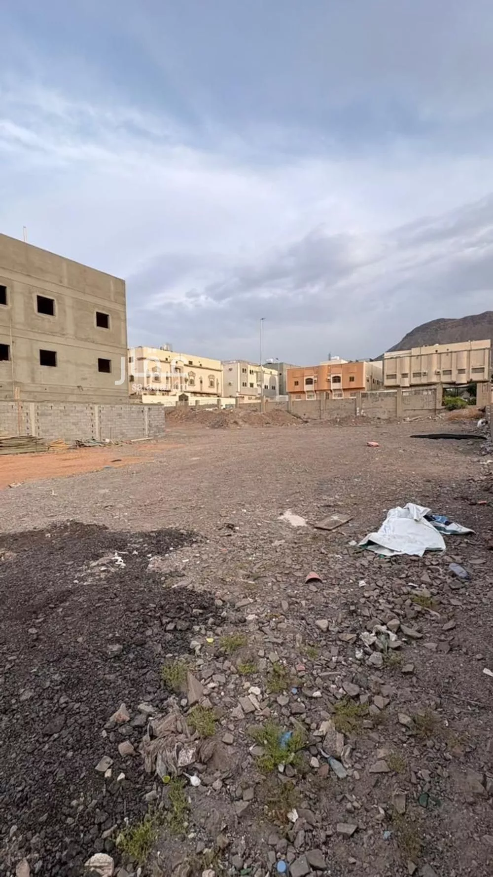 أرض 536 م² في ابو بريقاء 2