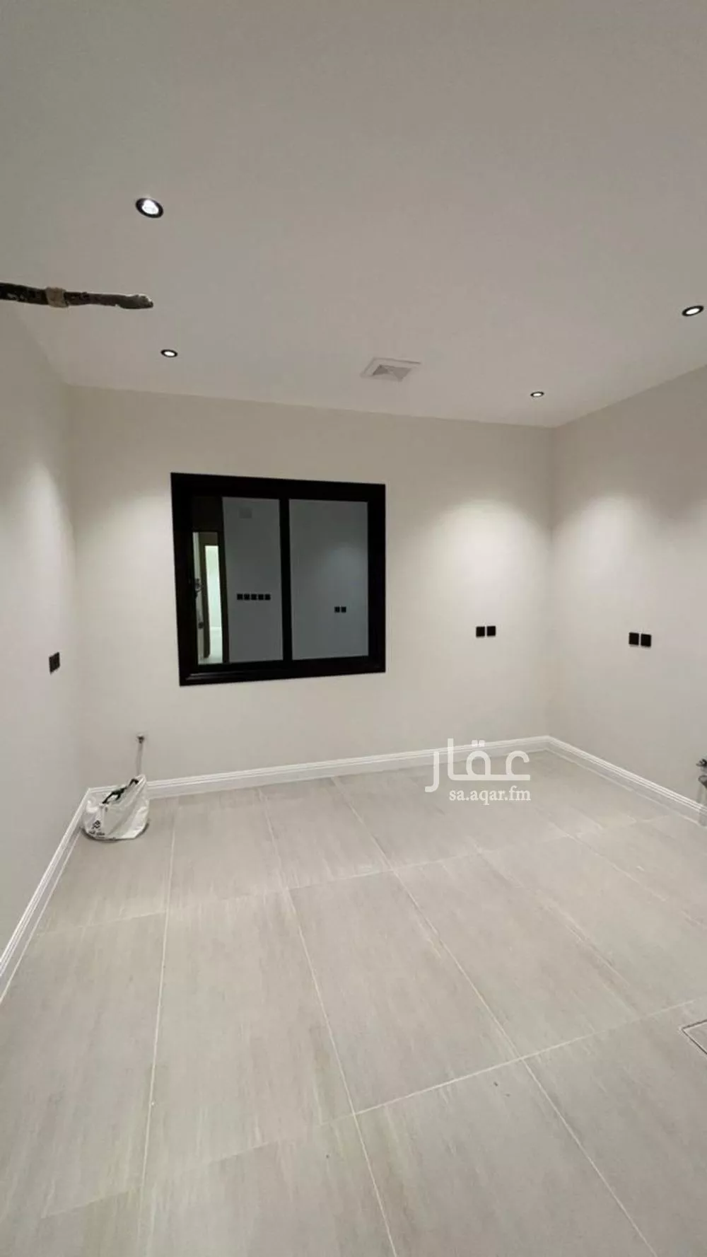 عمارة 745 م² في شوران 4