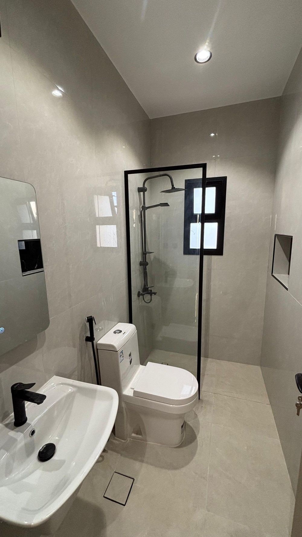 5 bedroom apartment in Khakh, Madinah 17