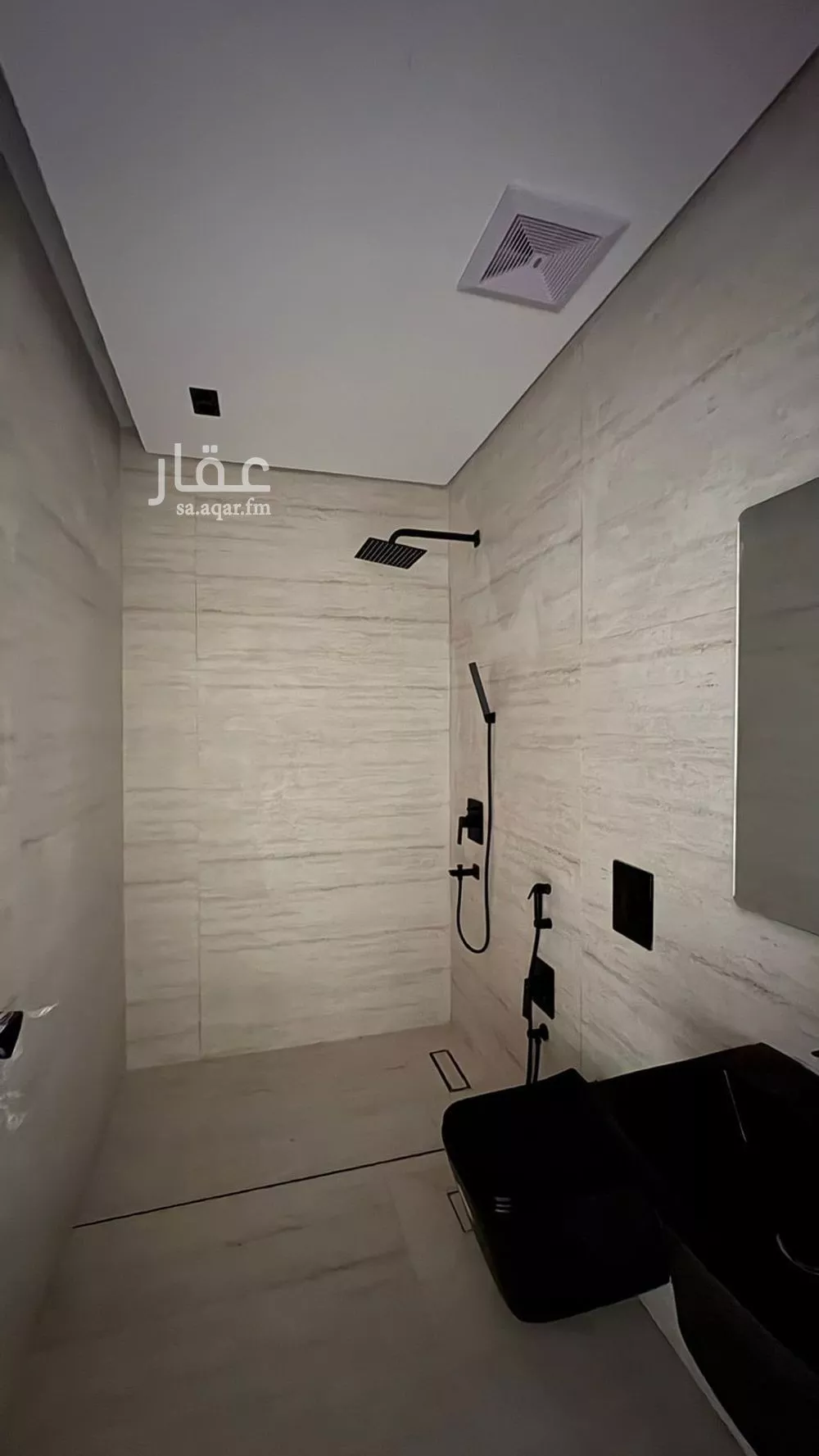 7 bedroom villa in Bani Bayadah 5