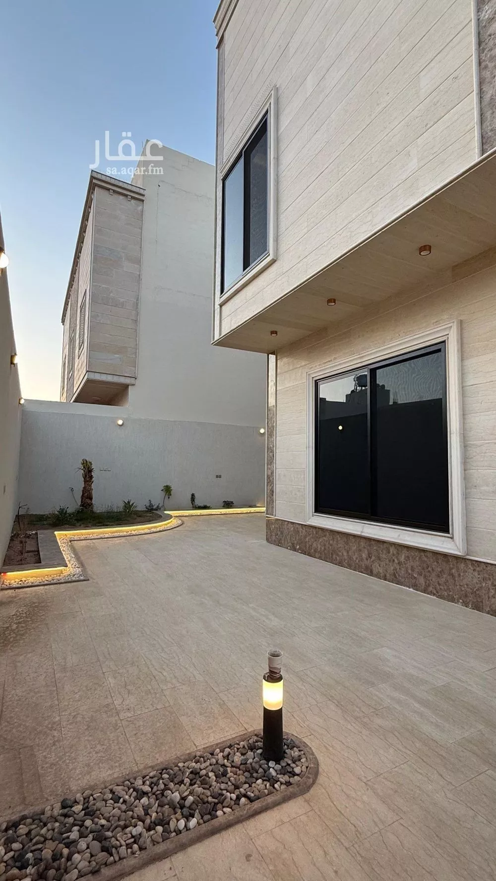 فيلا 6 غرف في الدفاع 3