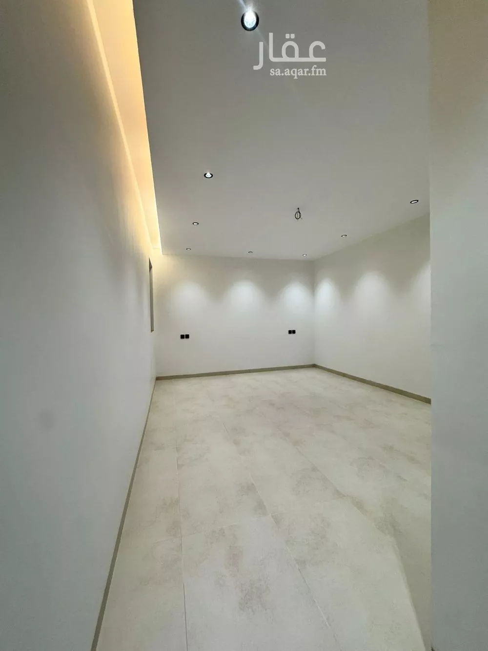 دور 5 غرف في نبلاء 5