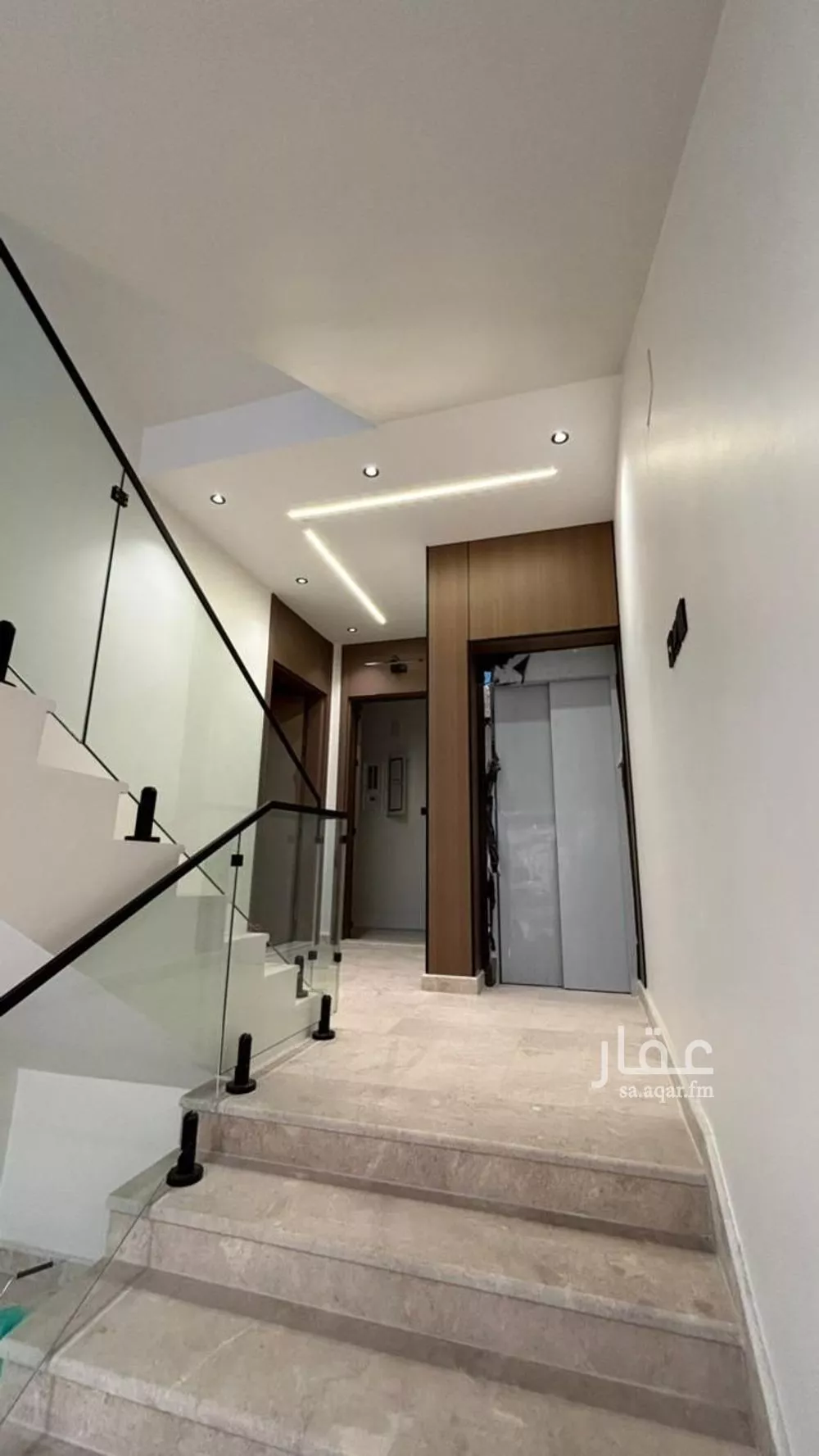 عمارة 371 م² في الرانوناء 3