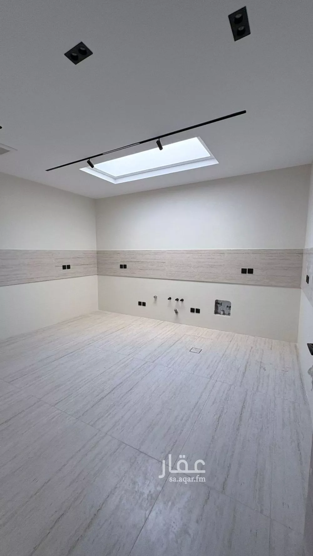 7 bedroom villa in Bani Bayadah 4