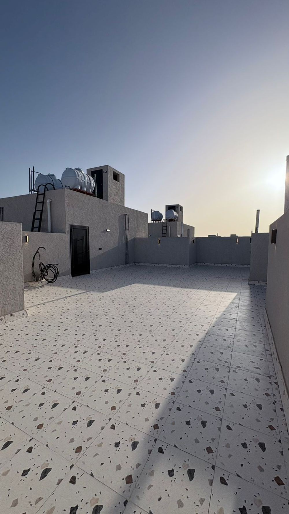 6 bedroom apartment in Sikkat Al Hadeed, Madinah 8