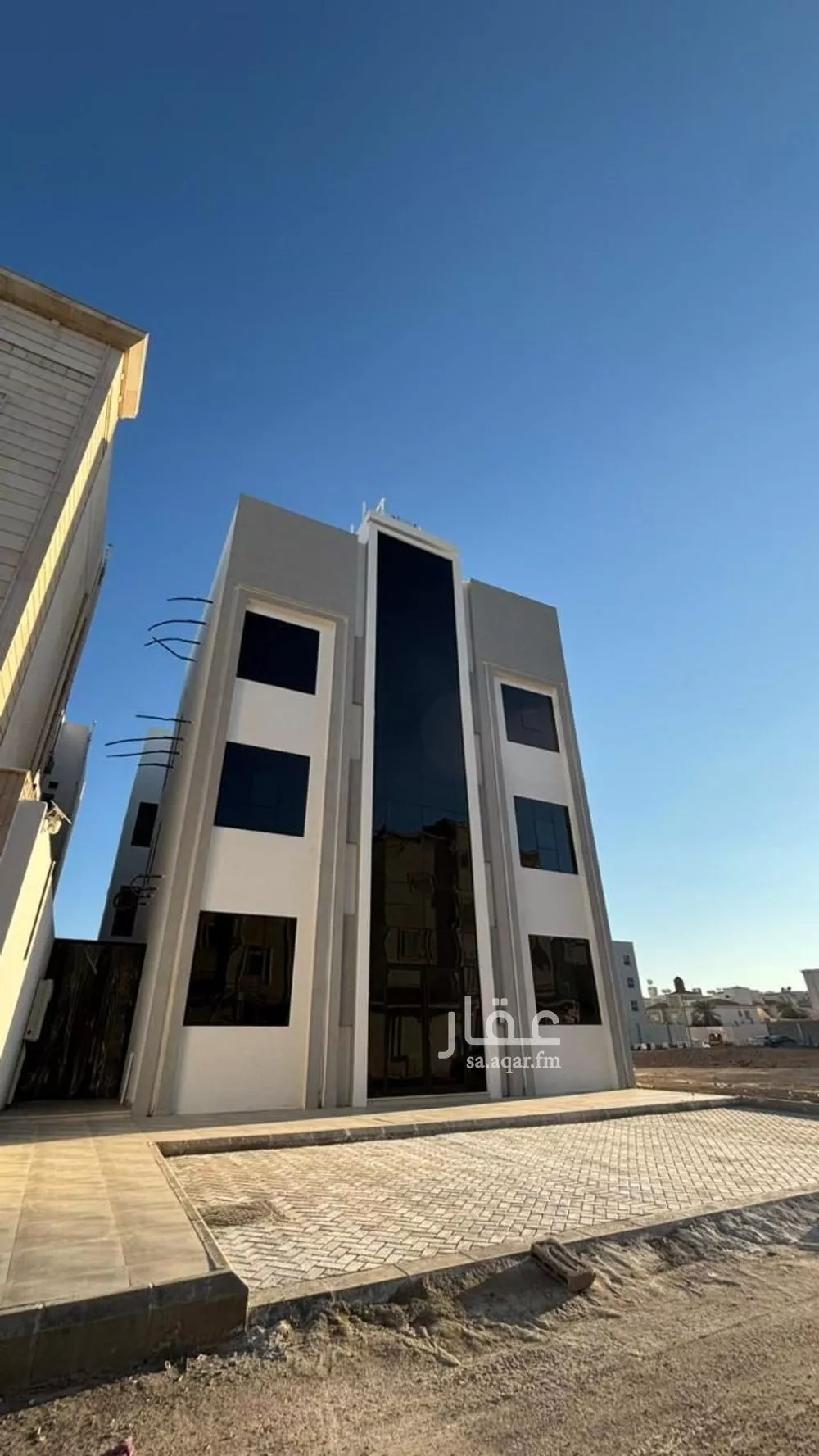 عمارة 371 م² في الرانوناء 1