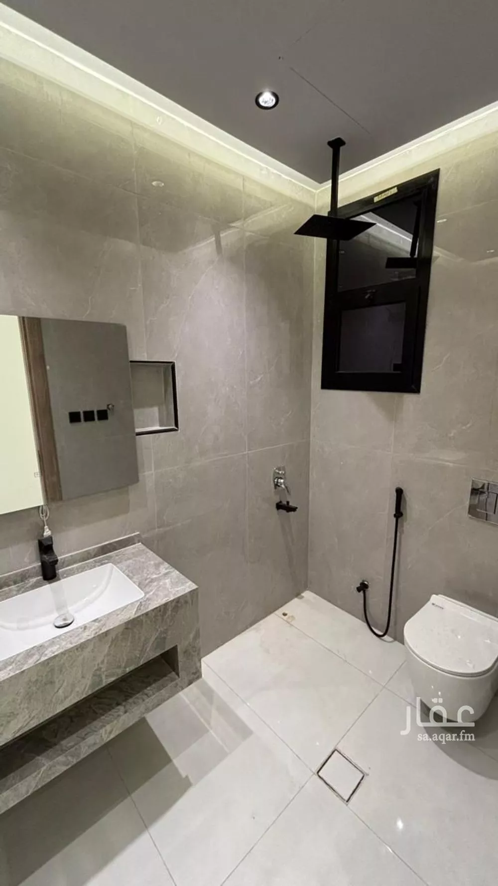 4 bedroom apartment in Al Difa, Madinah 11