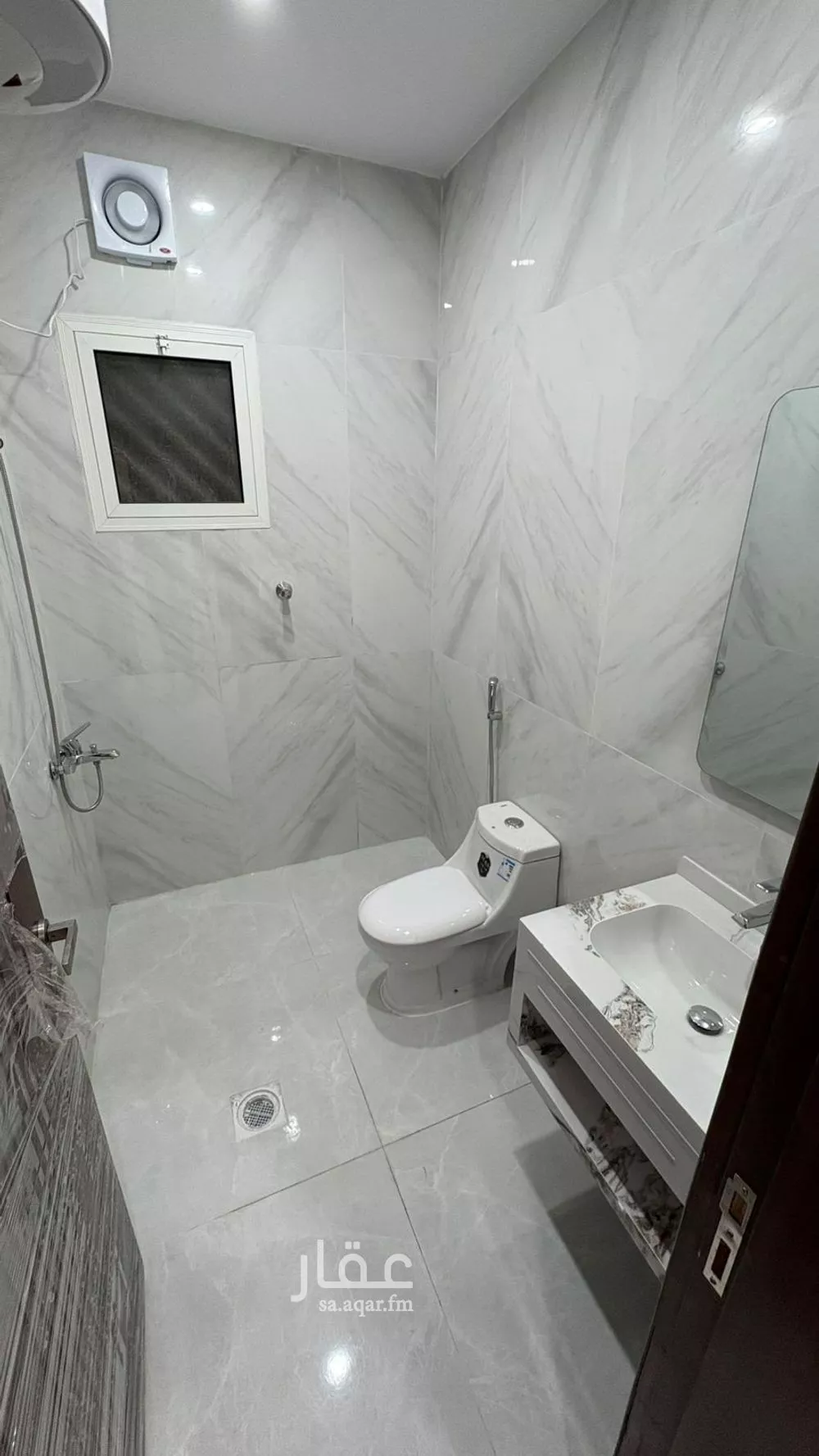 5 bedroom apartment in Sikkat Al Hadeed, Madinah 5