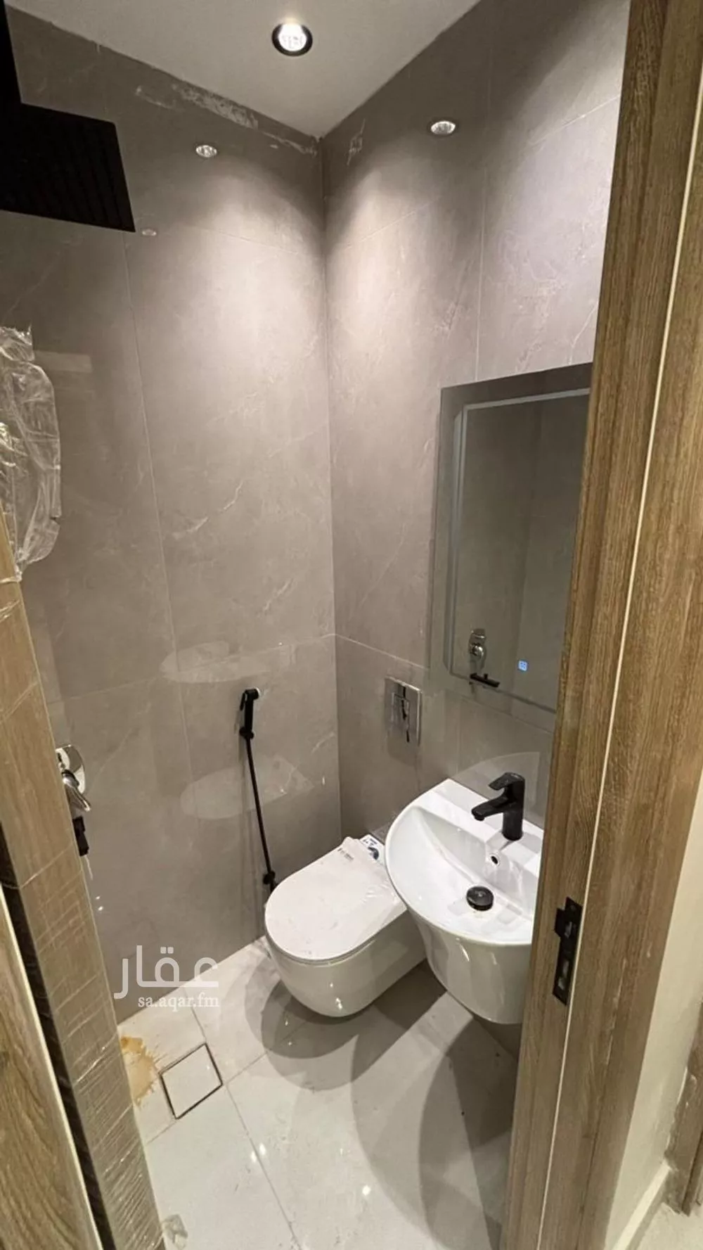 4 bedroom apartment in Al Difa, Madinah 10