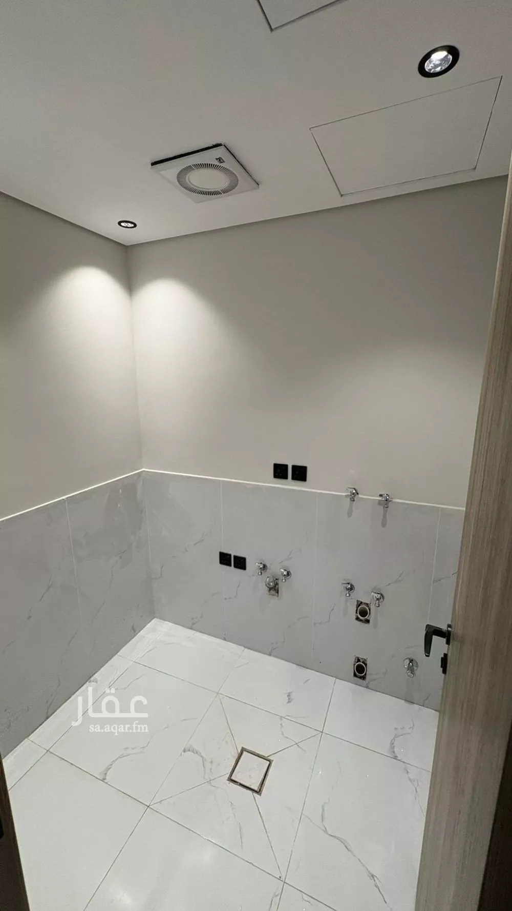 4 bedroom villa in Shawran, Madinah 6