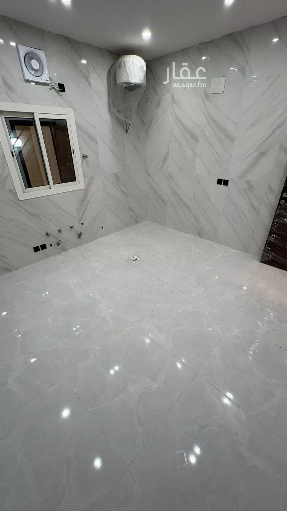 شقة 4 غرف في السكة الحديدية 2