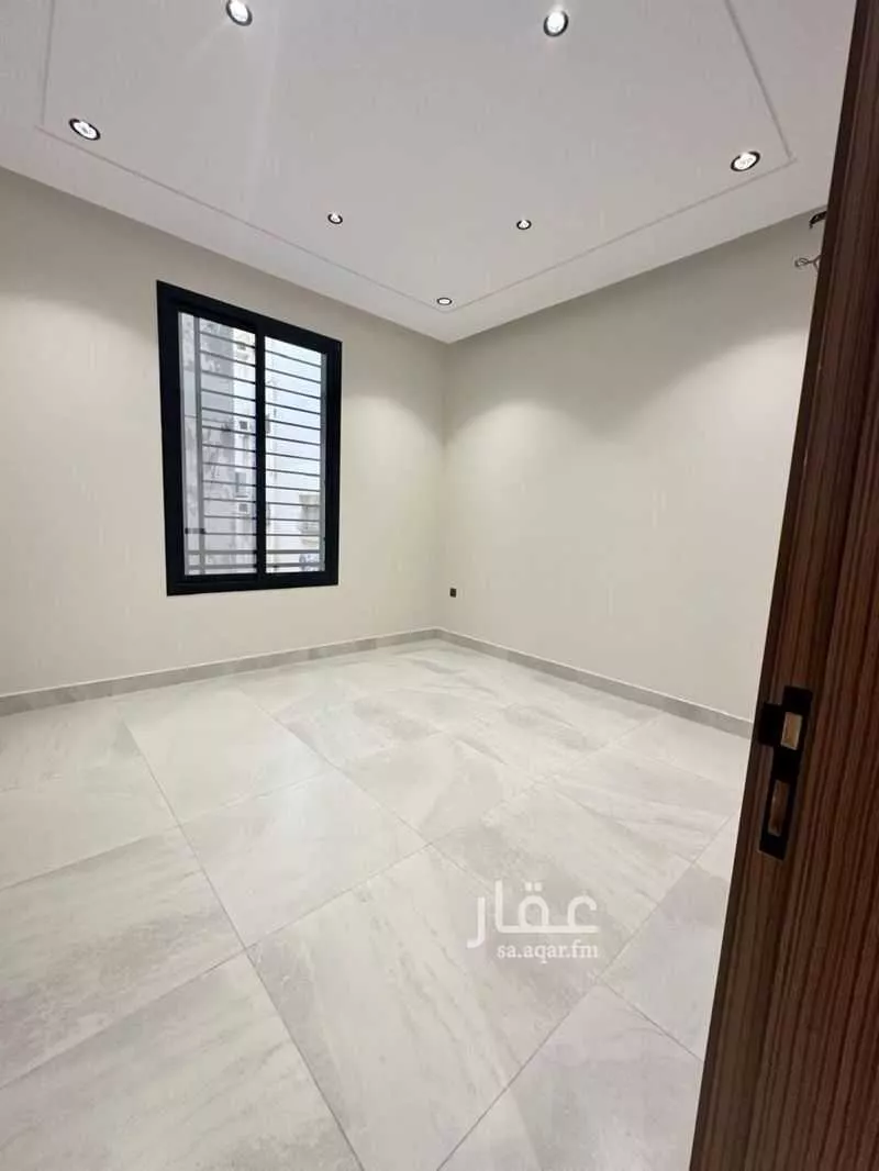 شقة 5 غرف في الصفا 2