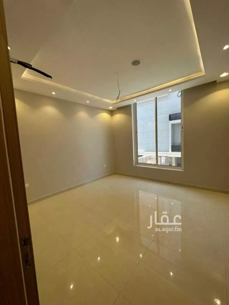 شقة 5 غرف في العزيزية 1