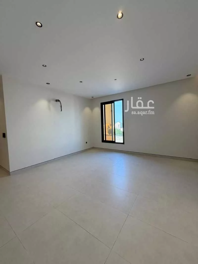 6 bedroom apartment in Al Rabwa 5
