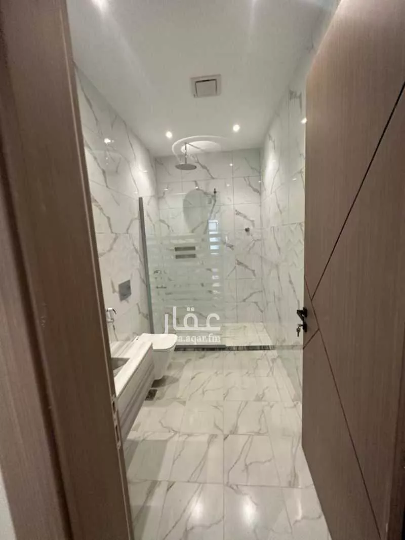 شقة 5 غرف في العزيزية 2