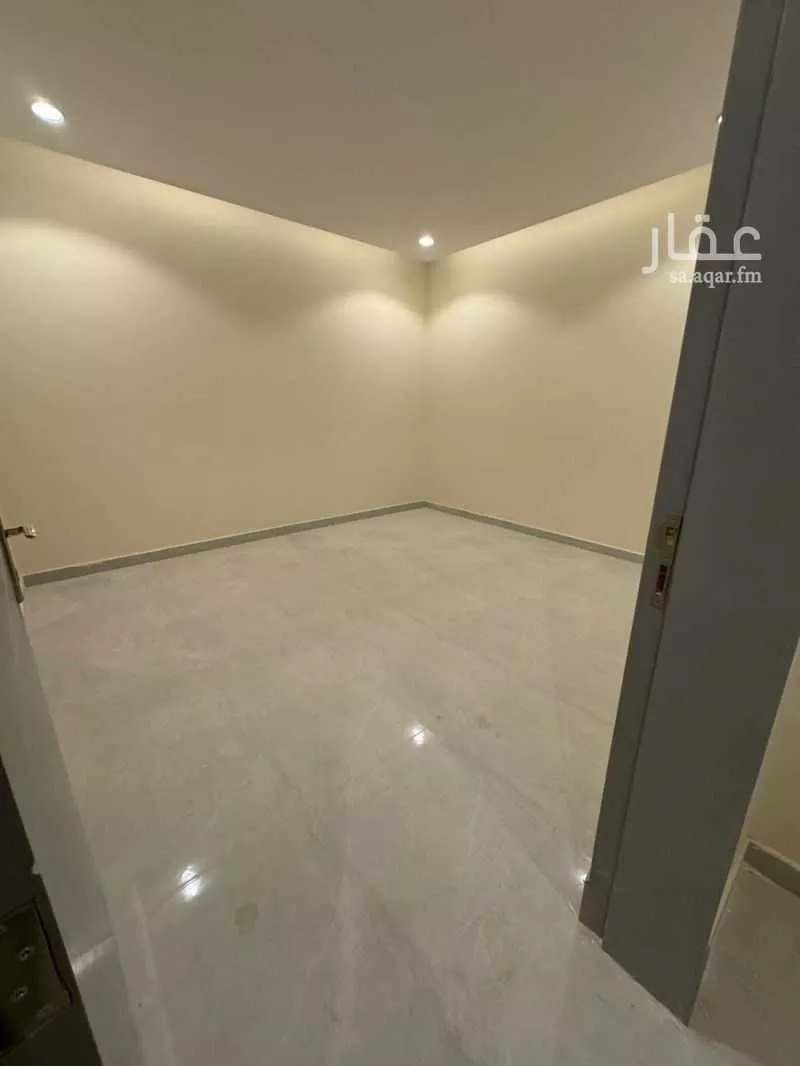 2 bedroom apartment in Al Qadisiyah 4