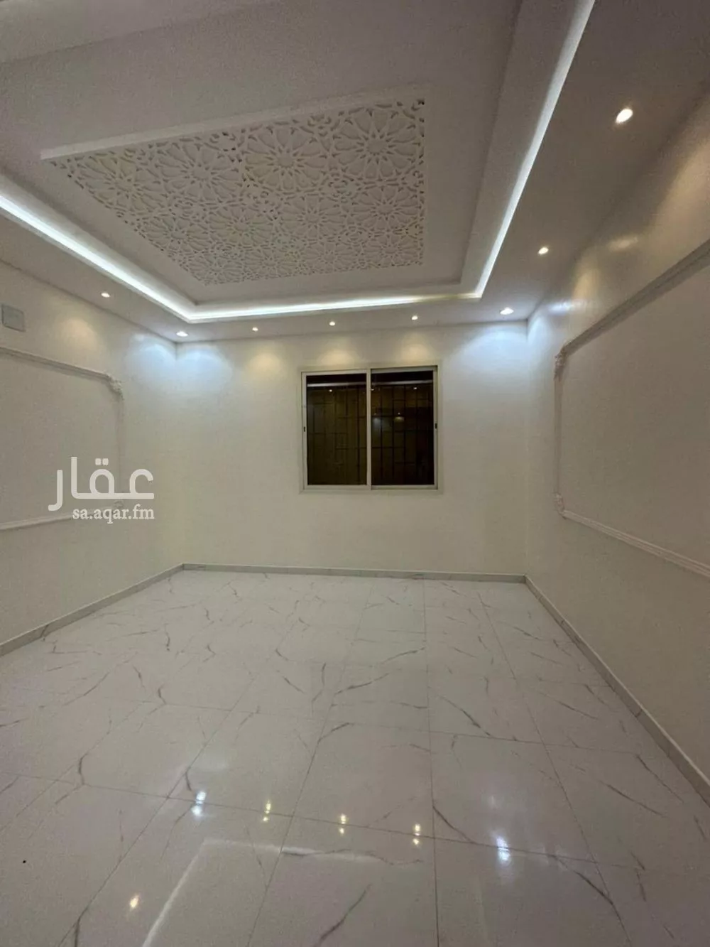 فيلا 11 غرف في الرمال 3