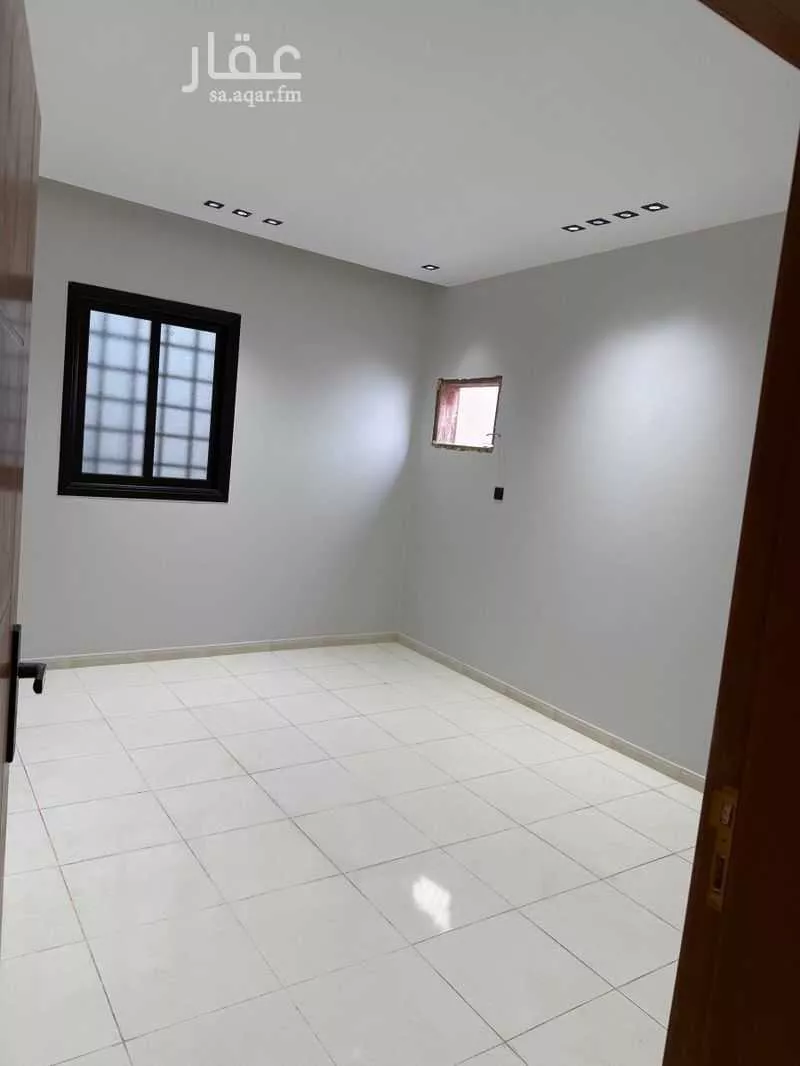 شقة 4 غرف في الرمال 1