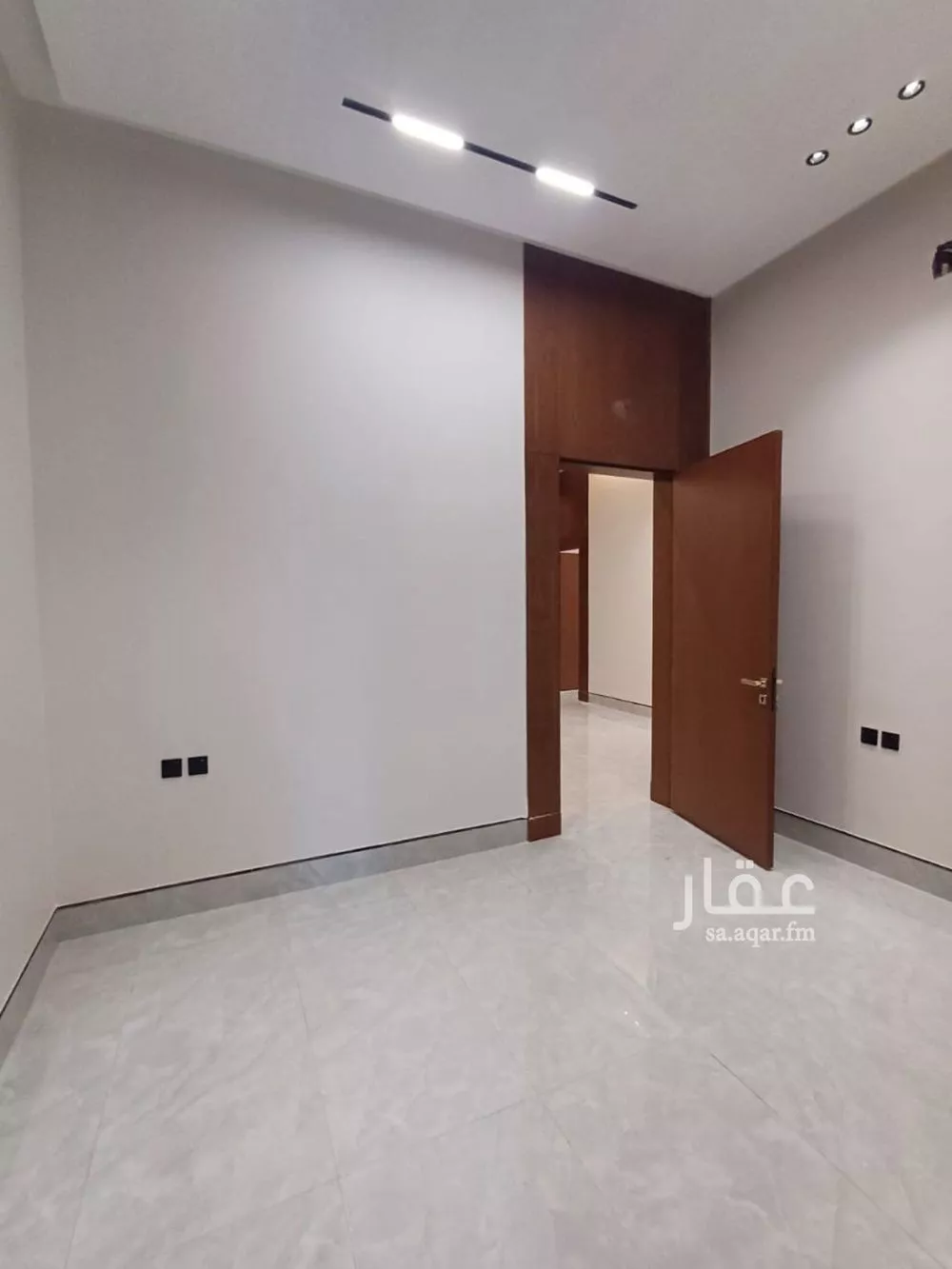 6 bedroom floor in Al Rimal 4