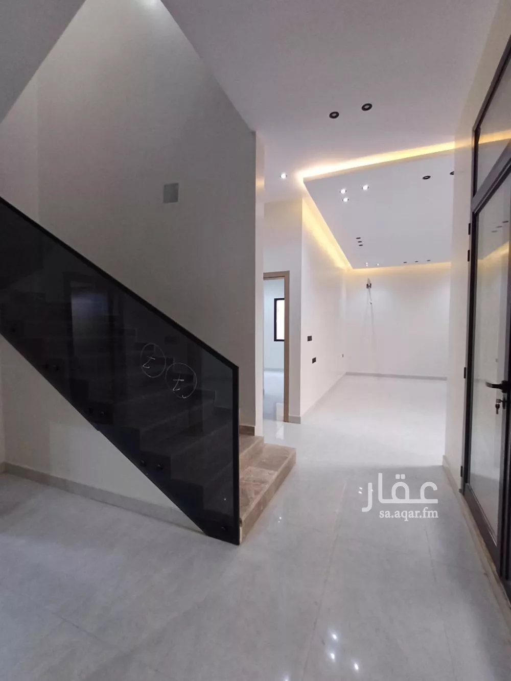 فيلا 6 غرف في الرمال 3