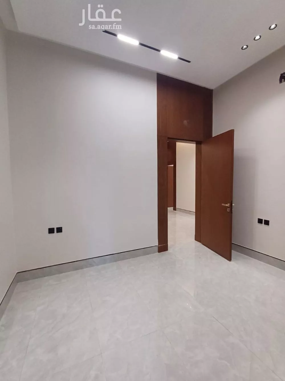 دور 6 غرف في الرمال 4