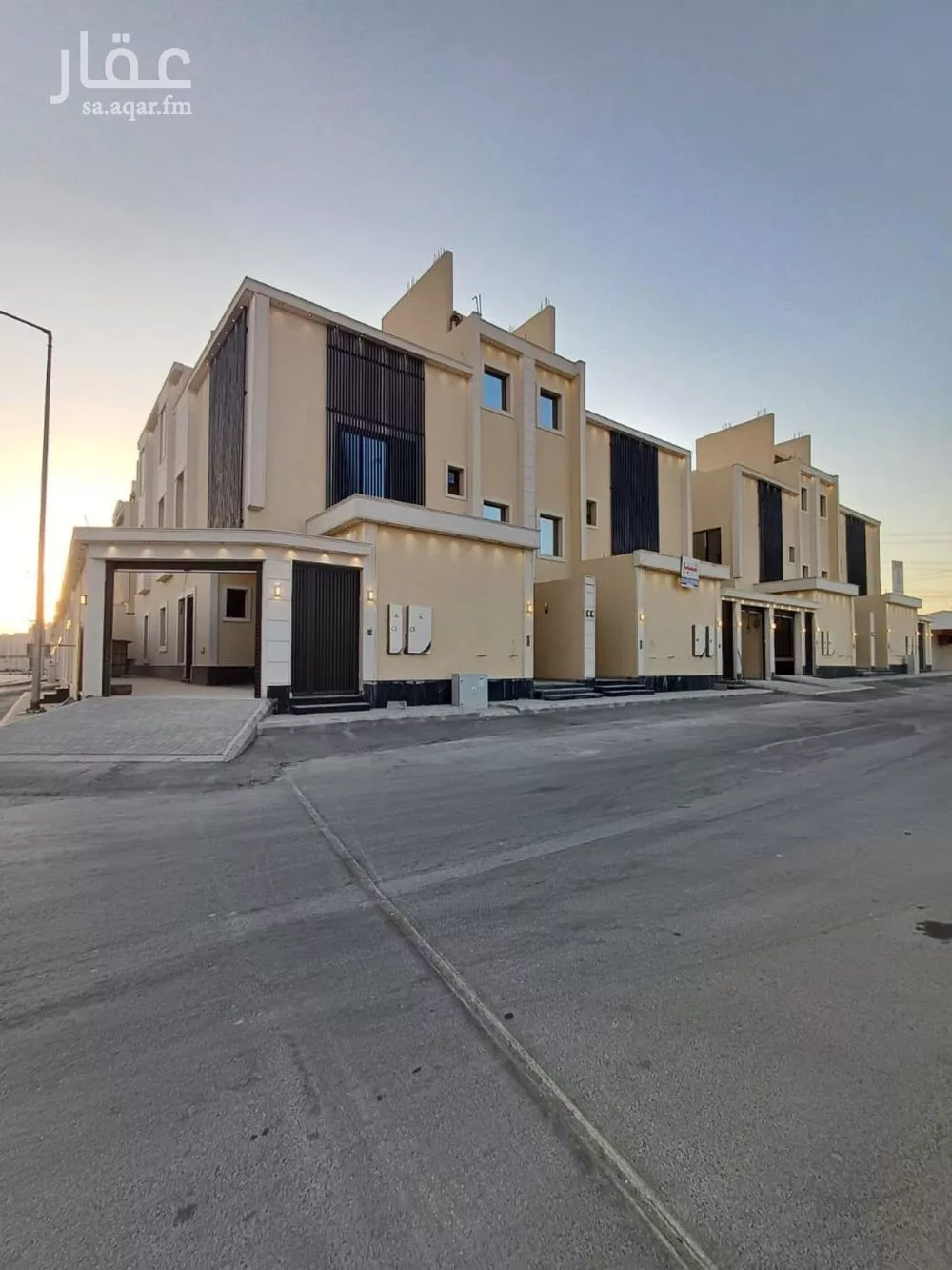 4 bedroom floor in Al Rimal 1