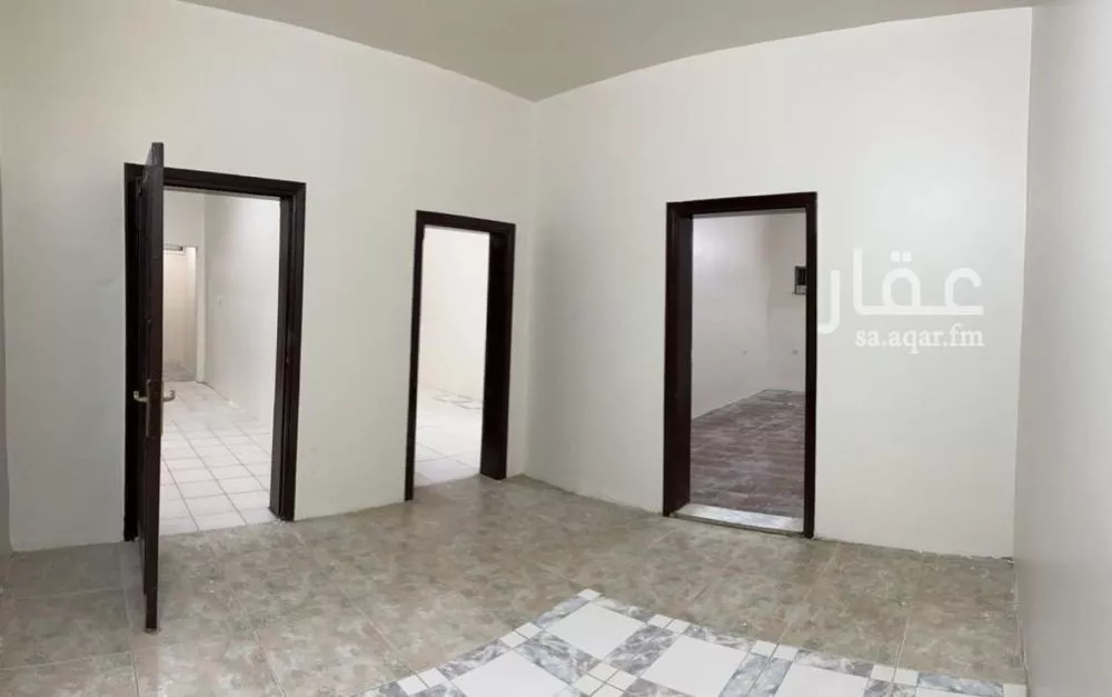 7 bedroom villa in King Fahd, Riyadh 7