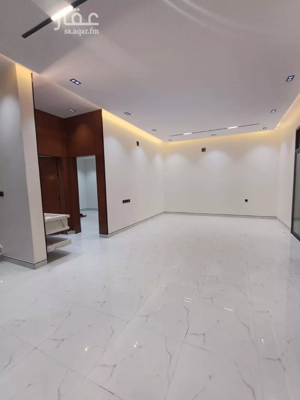 فيلا 8 غرف في الخليج 5